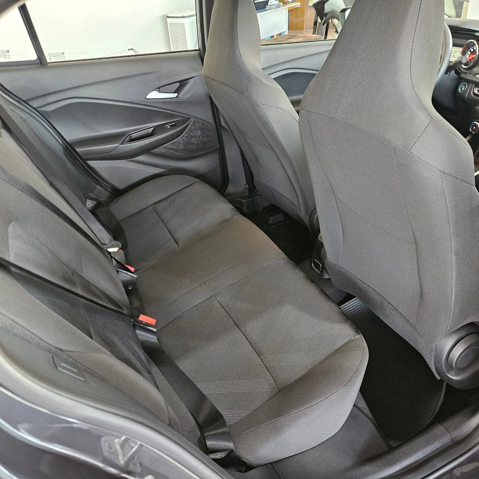 Chevrolet Onix — foto 13