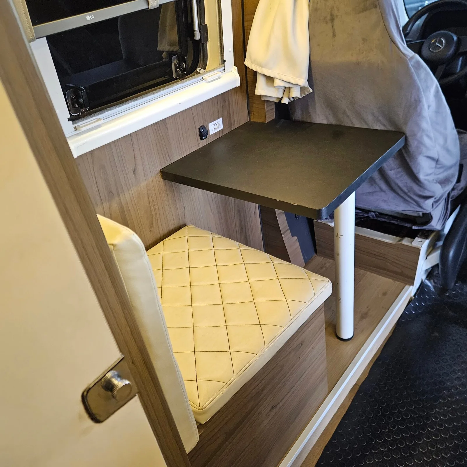 Mercedes-Benz MOTOR HOME SPRINTER — foto 11