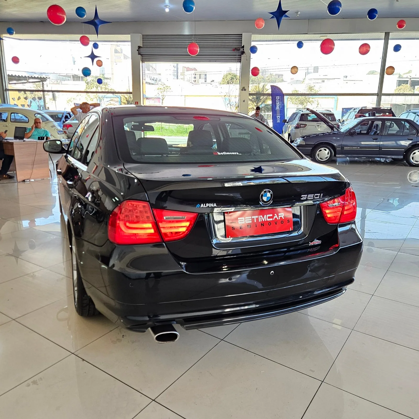 BMW 320i — foto 4