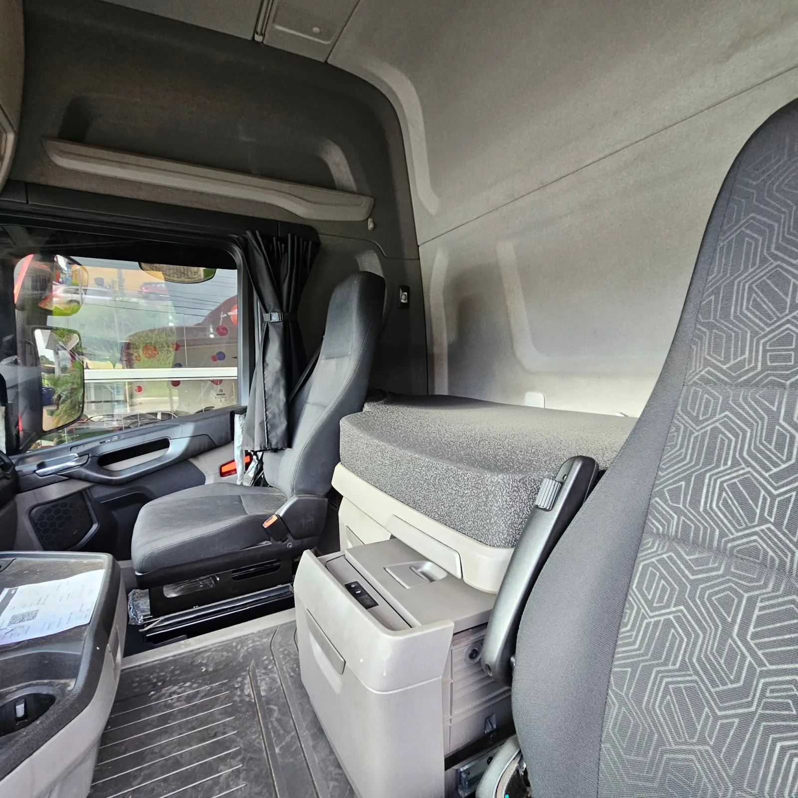 SCANIA R450 A — foto 11