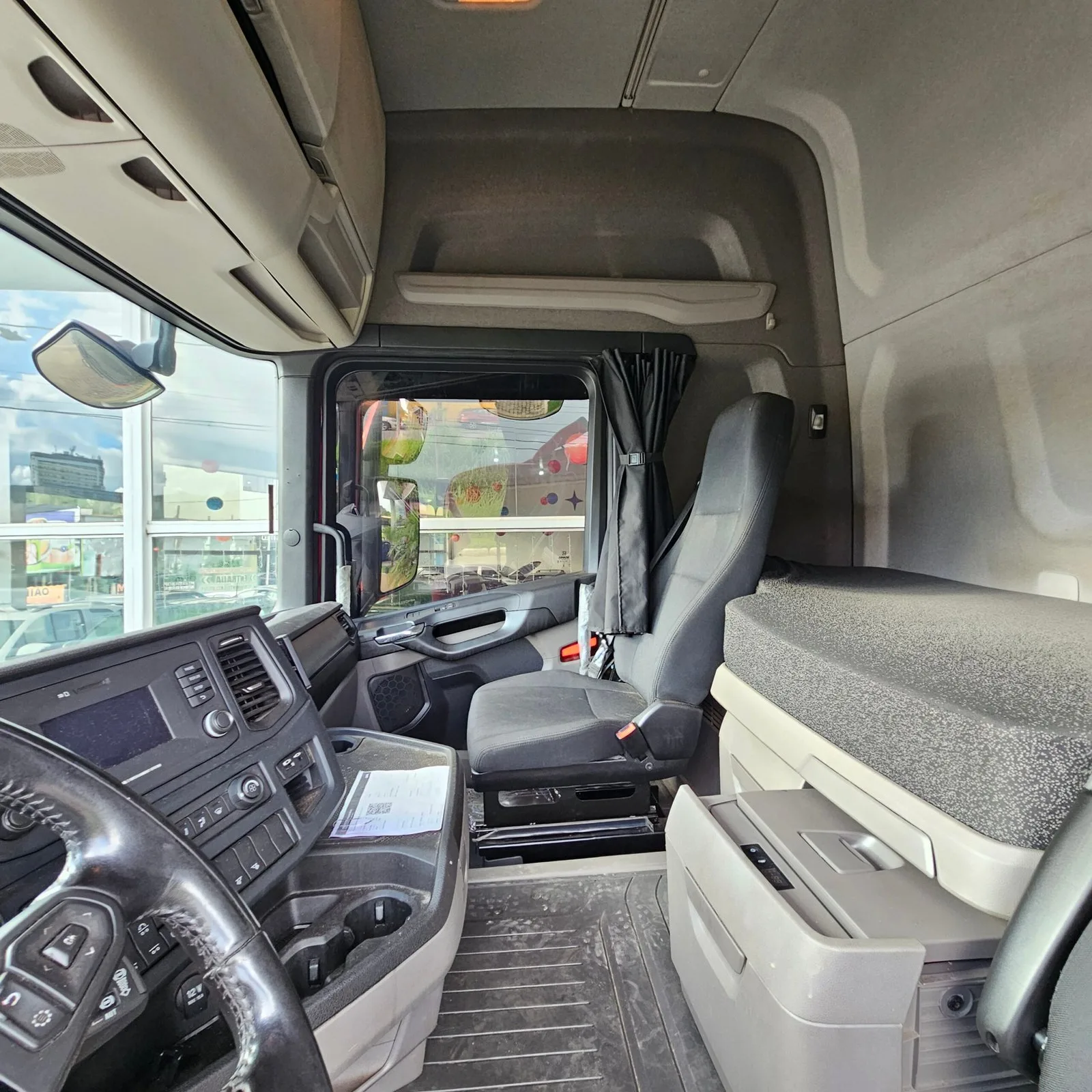 SCANIA R450 A — foto 12